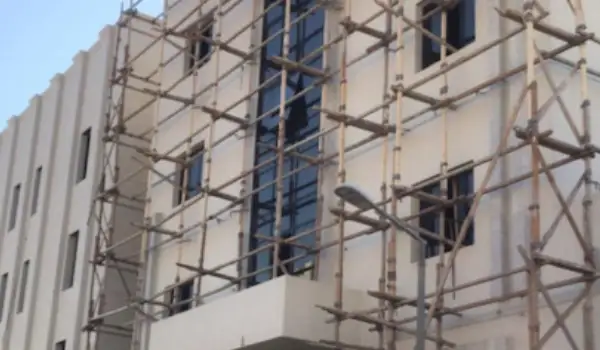 سقالات خشب للايجار بالكويت, اسعار ايجار السقالات الخشب الكويت, سقالة حديد للايجار, تركيب سقالة خشب, سقالات للايجار بالكويت ممتازة, سقالات خشب للايجارالكويت, سقالات معدنية للايجار قوية ومتينة, ايجار سقالة كهربائية, سقالة كهربائية للايجار